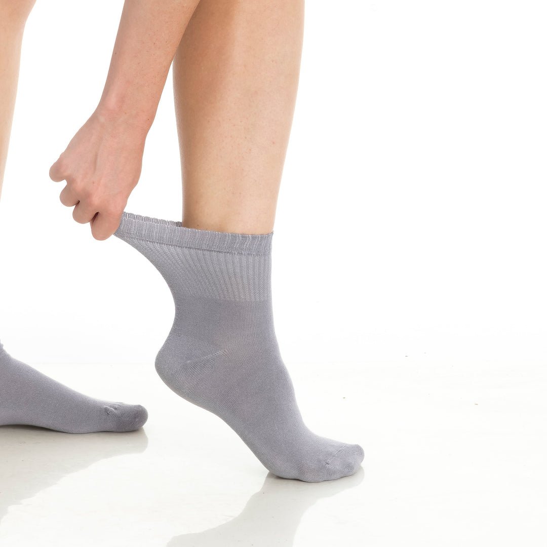 Men’s and Women’s Bamboo Diabetic Ankle Socks 4-Pack
