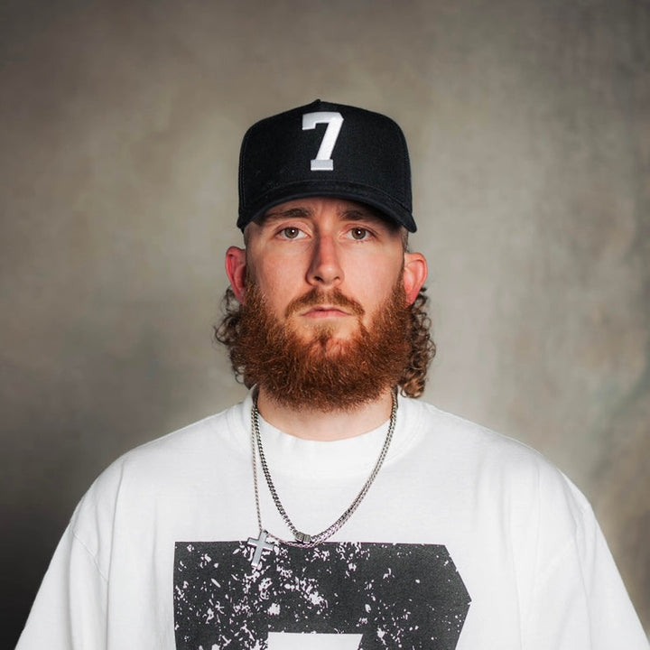 ‘7’ Premium Wool Blend Snapback - Black/White