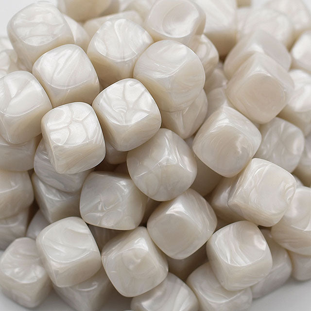 Pearl White Blank 16mm d6