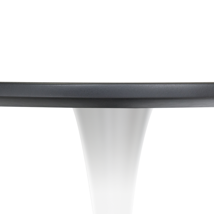 LeisureMod 5-Piece Dining Set 35" Round Dining Table in White Iron 4 ABS Plastic Side Chair in Chrome Clear Table Closeup.