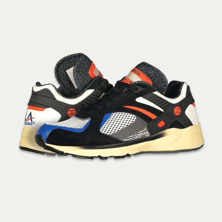 LA Gear Men's Catapult Light-Up Low Top Black and Orange
