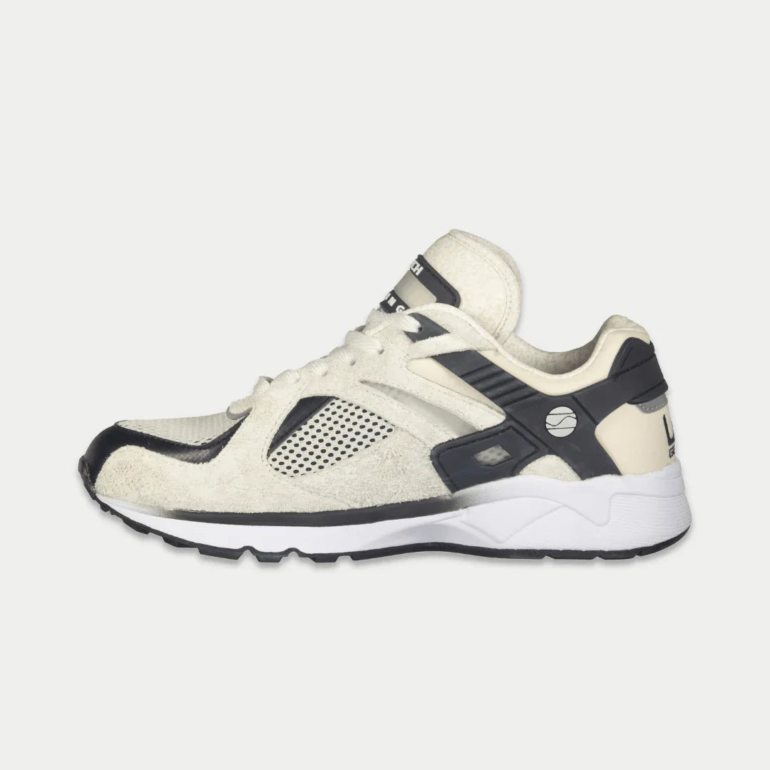 LA Gear Men's Catapult Light-Up Low Top White and Black