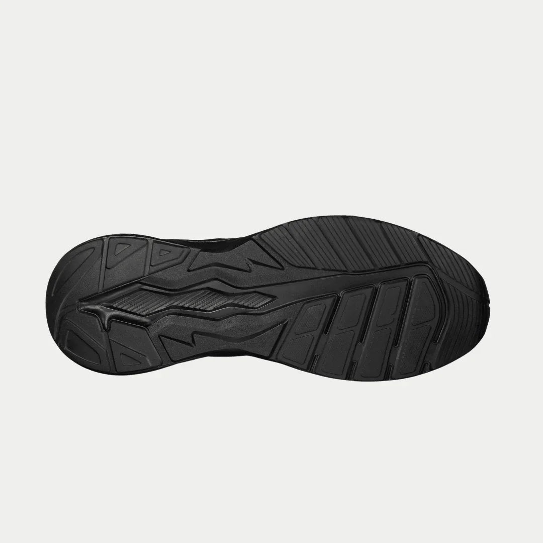 LA Gear Men's Highland Low Top Black Bottom View.