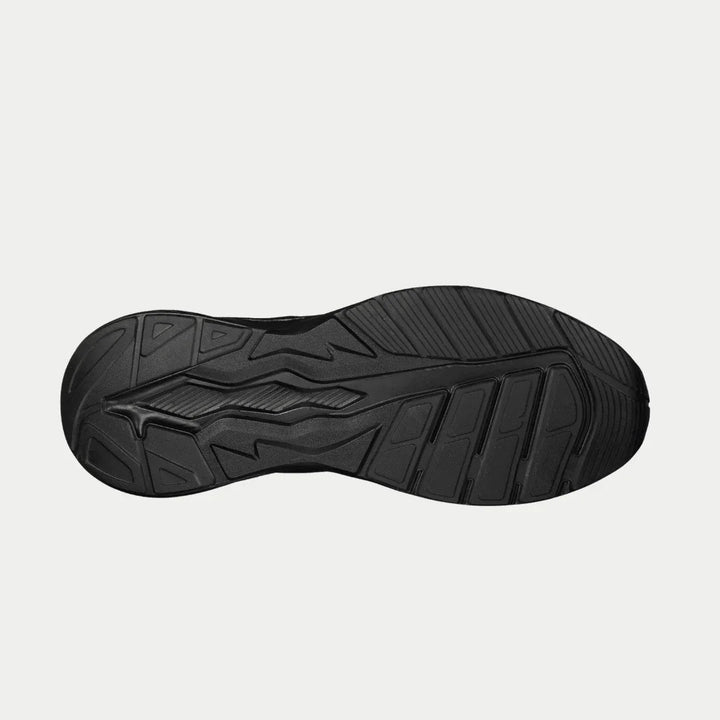 LA Gear Men's Highland Low Top Black Bottom View.