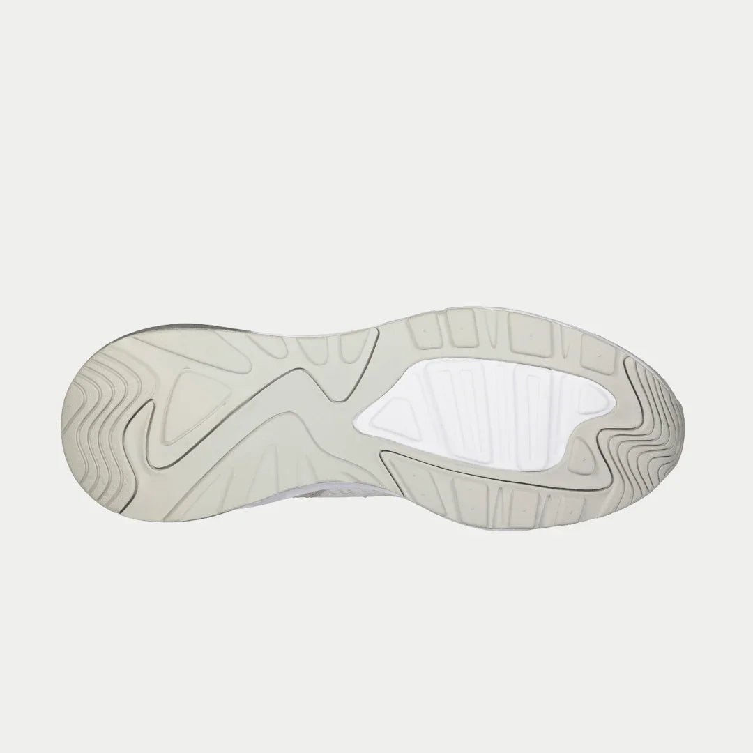 LA Gear Women's Runyon Low Top White x Gray Bottom View.