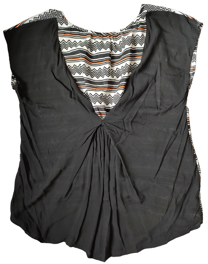 Women's Top #1063 Clothing Apparel