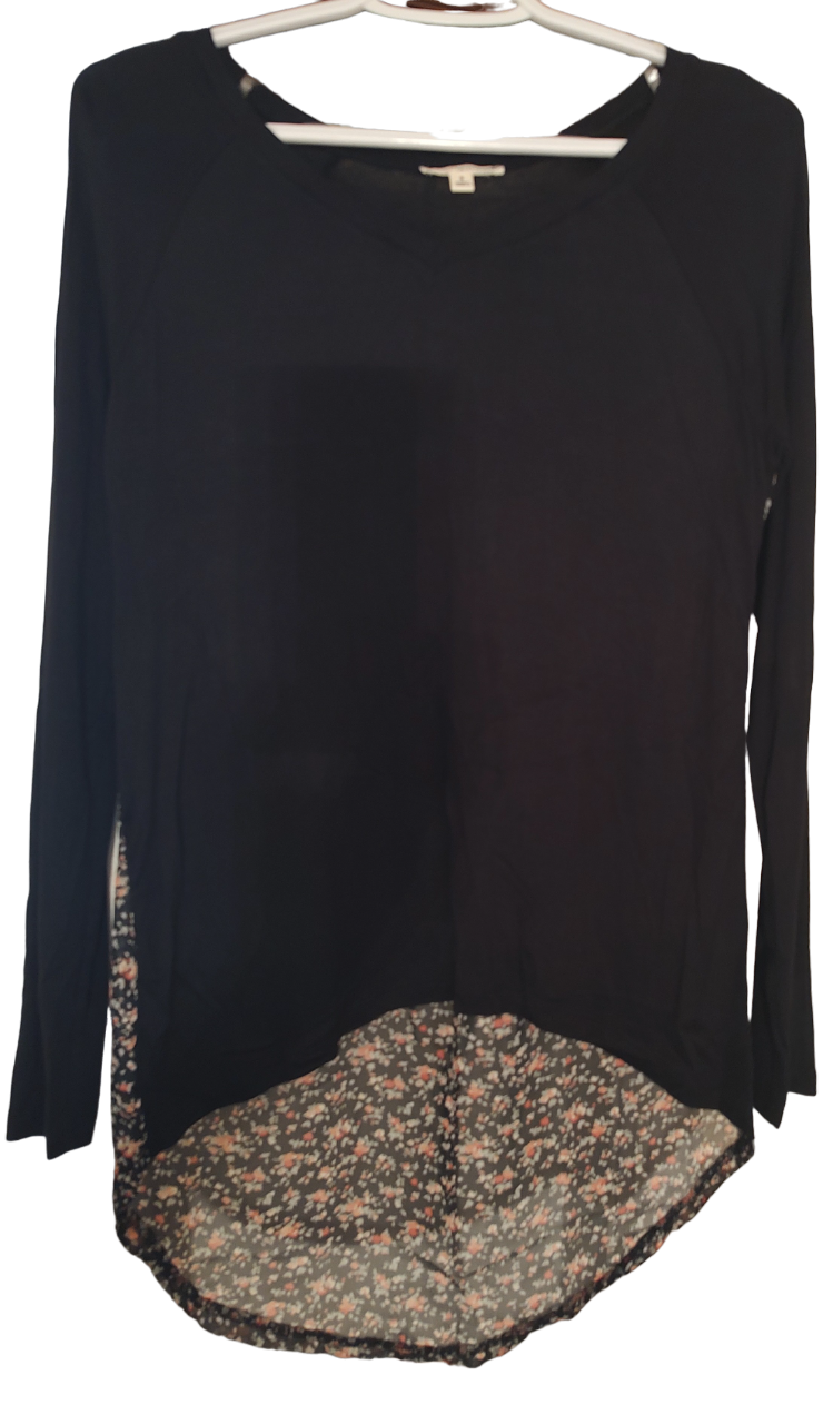 Woman's Top 1036 Clothing Apparel
