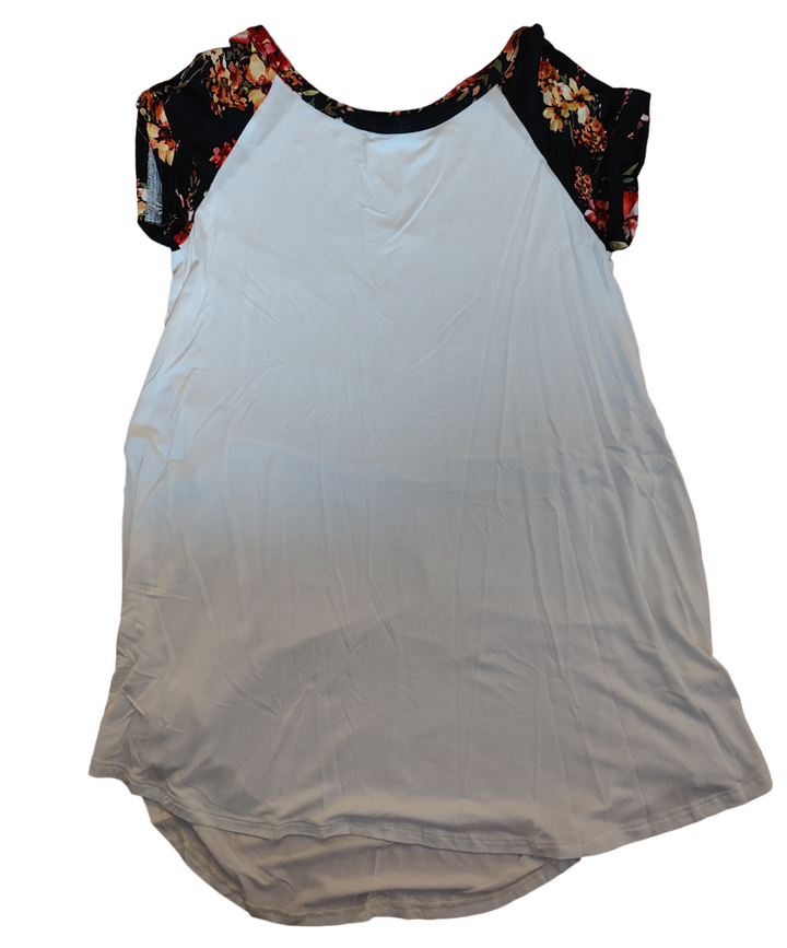 Woman's Top 1026 Clothing Apparel