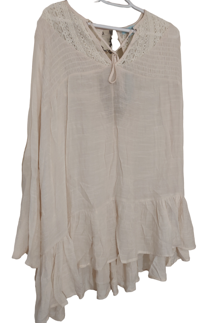 Woman's Top 1042 Clothing Apparel