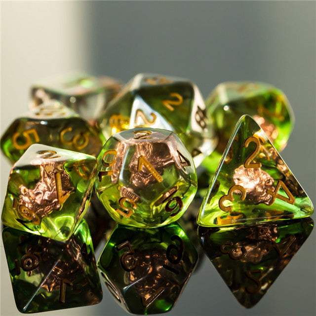 Druid (Wolf Head) Green/gold Dice w/ Golden Wolf Head 7-Dice Set Rpg