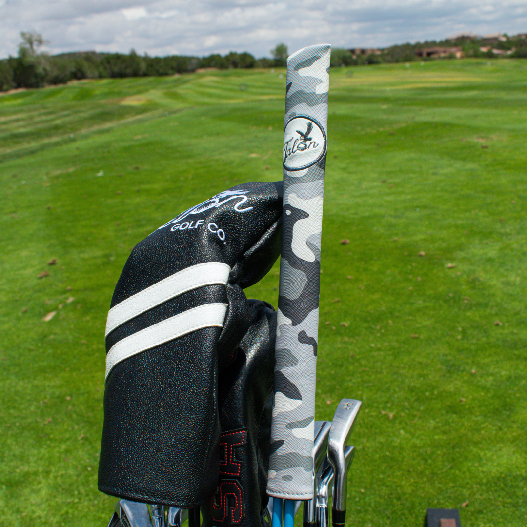 Alignment Stick Headcover Camo in Bag.