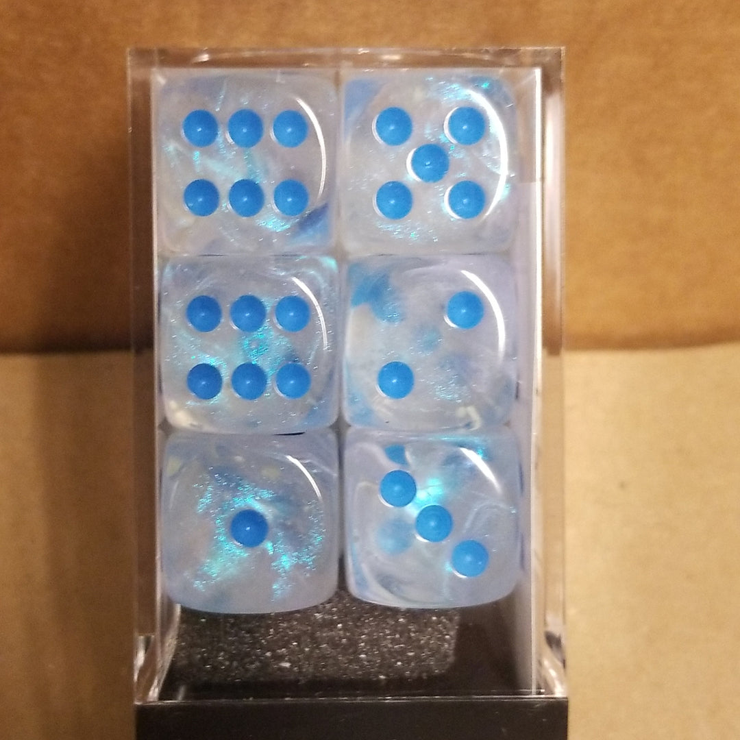 Borealis Icicle /light blue 7-Dice / 16mm / 12mm / 30mm Luminary