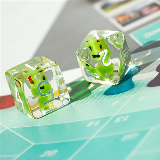 Frog Dice Clear Dice w/ Green Frogs 7-Dice Set Rpg