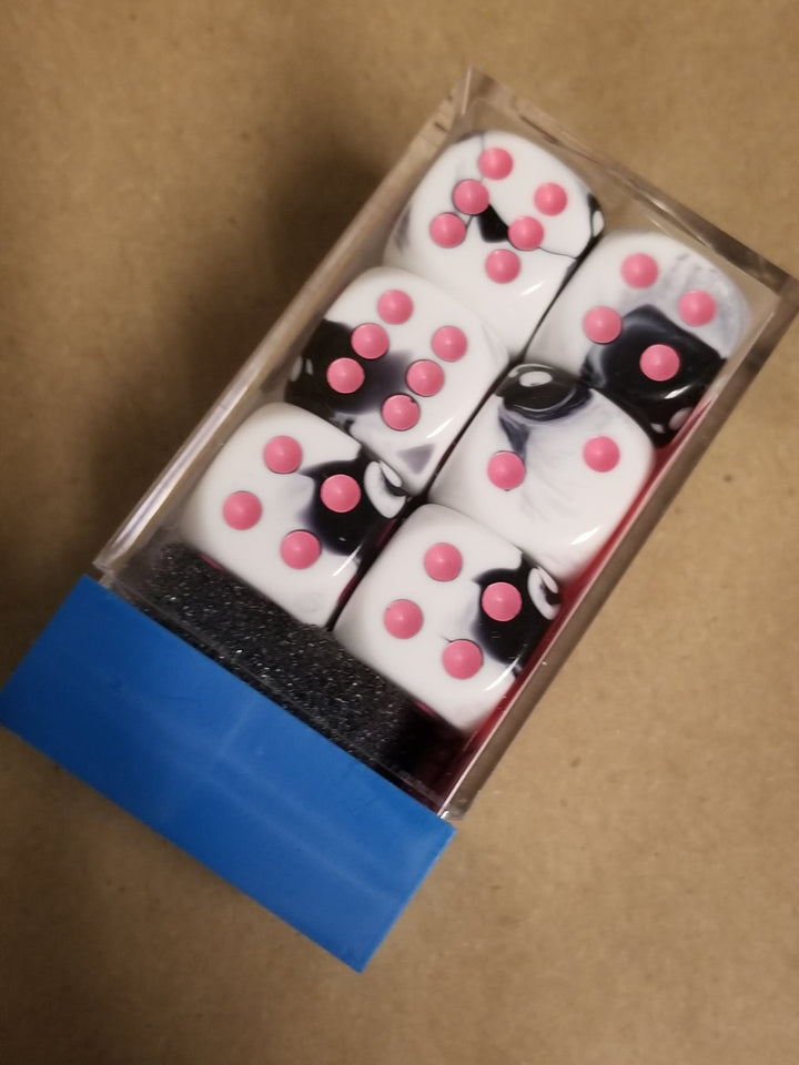 Gemini Black White w/Pink 16mm 12 dice block Limited Edition Lab Dice