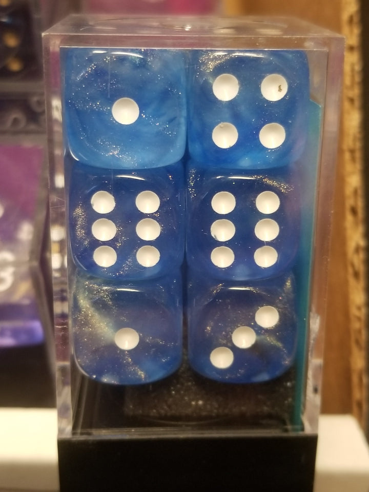 CHX 27626 16mm Block Borealis Sky Blue w/ White Pips Dice Set Chessex
