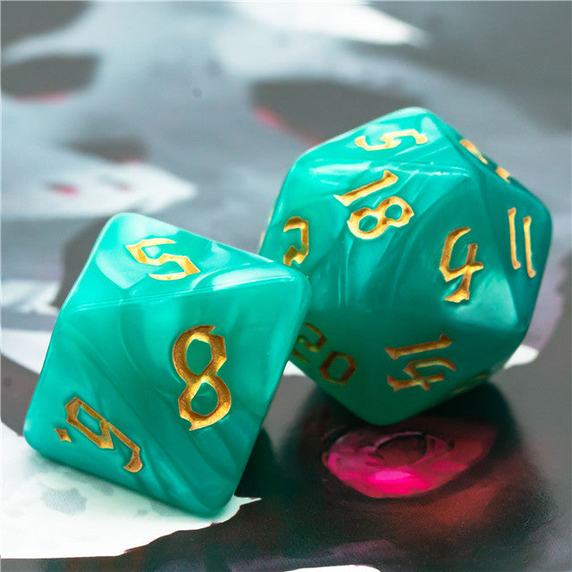 Seafoam Macaron 7-Dice Blend Set w/Gold Numbers