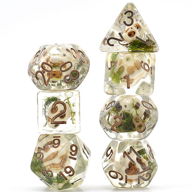 Skull Dice w/ Moss Halloween Resin 7-Dice