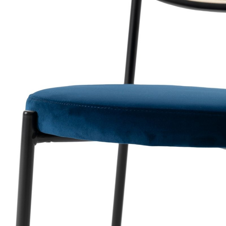 LeisureMod Euston Modern Wicker Dining Chair with Velvet Round Seat Navy Blue Closeup.