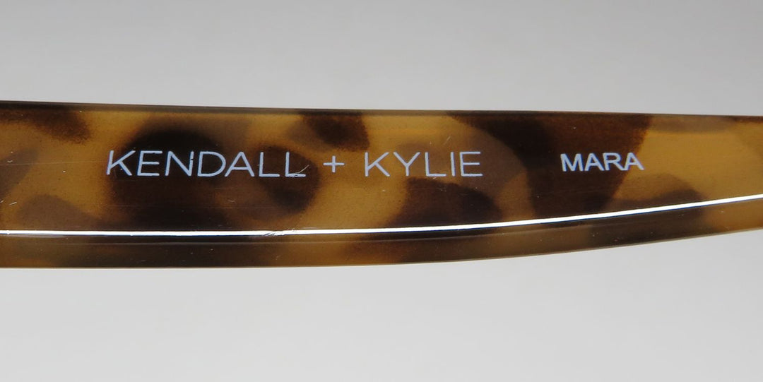 Kendall and Kylie Kk5120 Mara Sunglasses