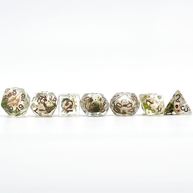 Skull Dice w/ Moss Halloween Resin 7-Dice