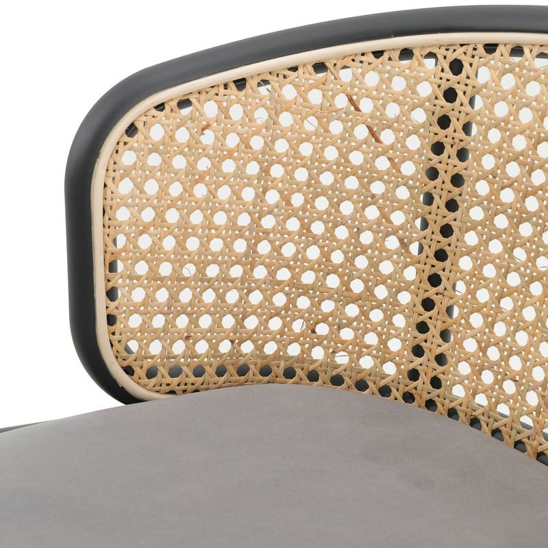 LeisureMod Ervilla Mid-Century Modern Wicker Bar Stool with Fabric Seat and Black Powder Coated Steel Frame for Kitchen and Dining Room in Grey Closeup.