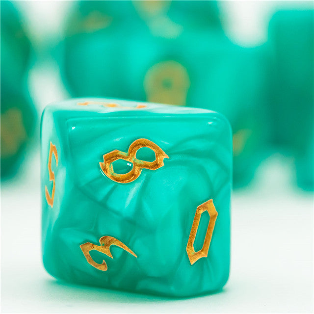 Seafoam Macaron 7-Dice Blend Set w/Gold Numbers