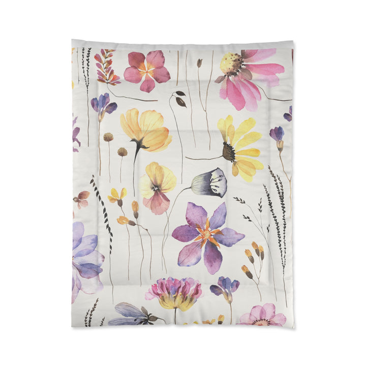 Floral Pattern in Herbarium Style Comforter