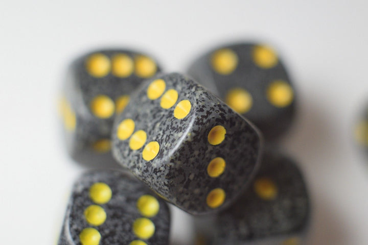 Urban Camo Speckled 16mm D6 Pipped | Sold Per Die (Black/Grey/Yellow)