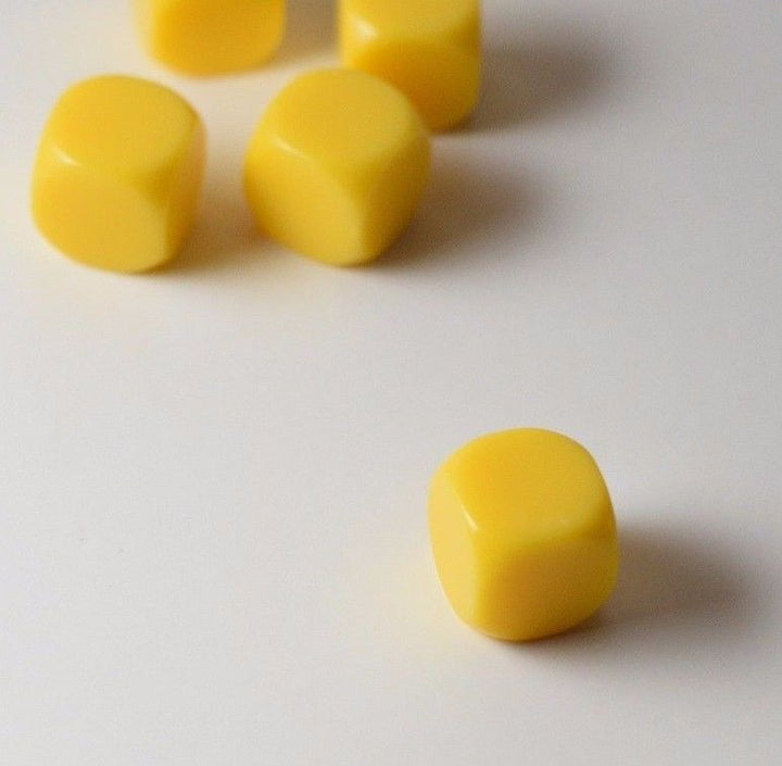 (Sold by Piece) Blank Yellow Dice / Counting Cubes 16mm D6 Square RPG Gaming Dice DIY