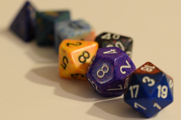 Random set of 7 Gaming Dice Chessex d4, d6, d8,d10, d12, d20 Rare Dungeons&Drago