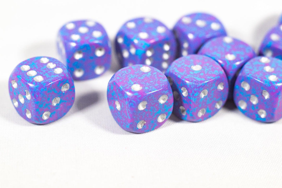 New Silver Tetra Dice with Silver Pips 12mm D6 RPG Dice (10) Yahtzee by Chessex