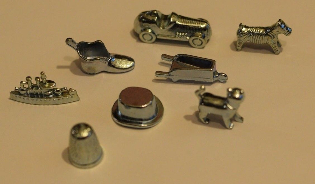 Monopoly Game Replacement Pieces/Movers/Classic Token Lot of 8 Parker Family Cat
