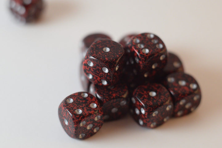 Silver Volcano Speckled 12mm D6 Pipped