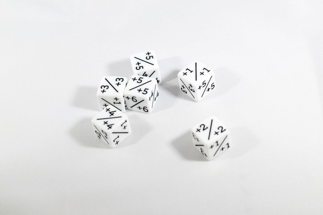 White D6 MTG +1/+1 Counter Dice  - Magic: The Gathering DnD d6 Stats (Sold Per Die)