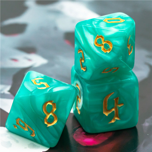 Seafoam Macaron 7-Dice Blend Set w/Gold Numbers