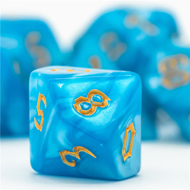 Blue Macaron 7-Dice Blend Set w/Gold Numbers