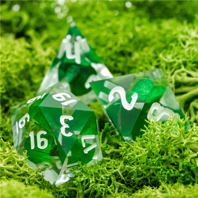 Real Four Leaf Clover 7-Dice Set Sharp Resin RPG DND
