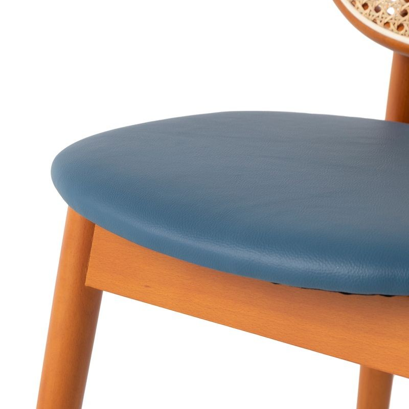 LeisureMod Holbeck Wicker Dining Chair with Upholstered Leather Seat and Beech Wood Legs, Set of 2 Navy Blue