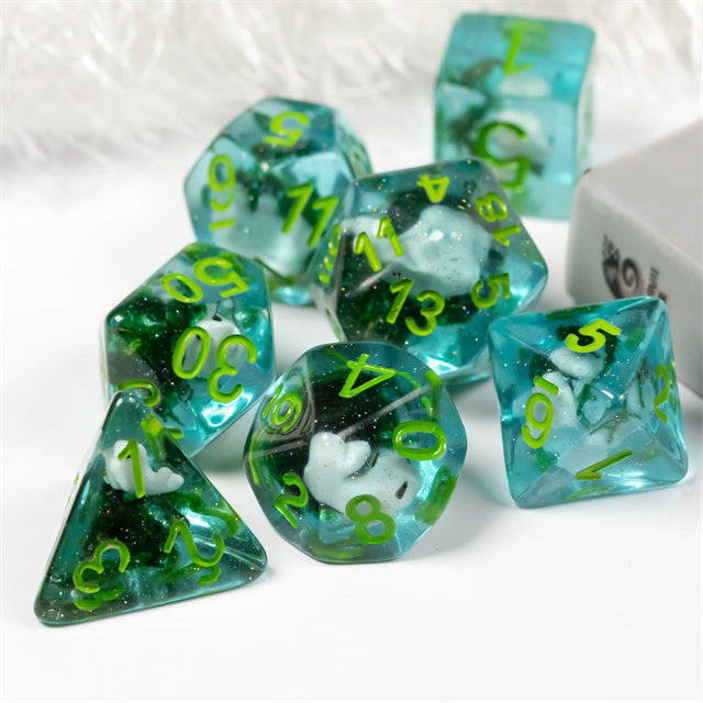White Fish Seaweed 7-Dice Set w/Green Numbers Dnd Dice Set