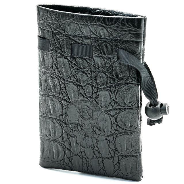 Leather Dice Bag with Skull sporting d20 Tattoo