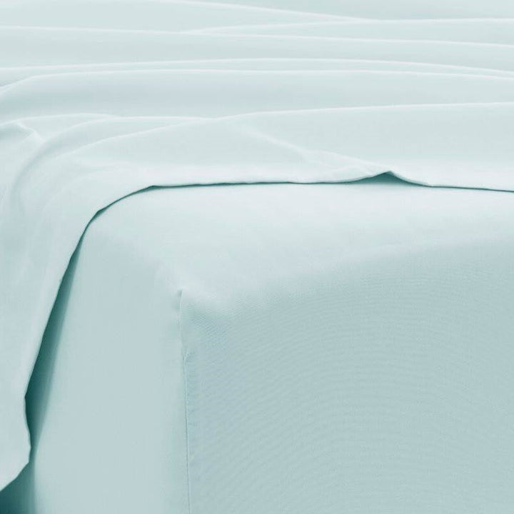 Twin Size Aqua 4 Piece Wrinkle Resistant Microfiber Polyester Sheet Set