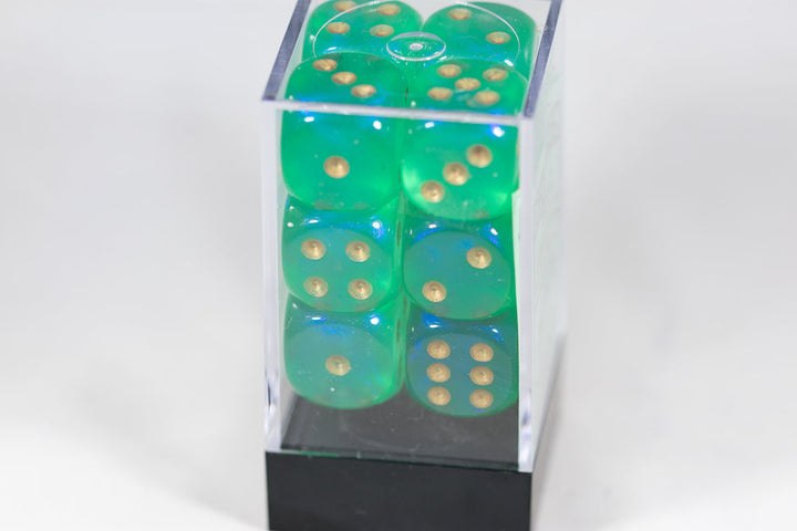 Borealis Light Green/gold 16mm Block Old Glitter