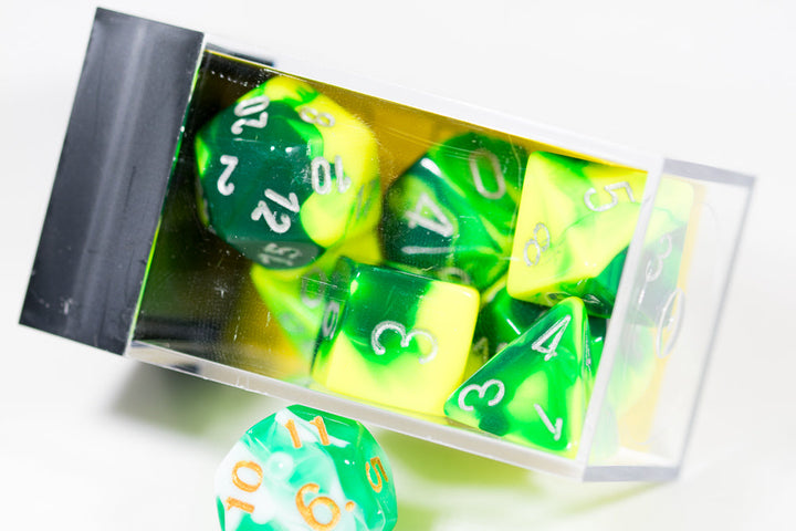 Polyhedral 7 Die Gemini Green-Yellow w/silver CHX 27422
