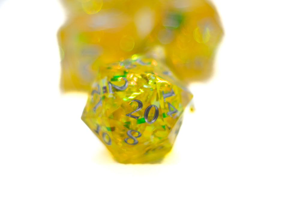 Yellow Shimmer w/silver  7-Dice Set Resin Sharp Edge RPG DND
