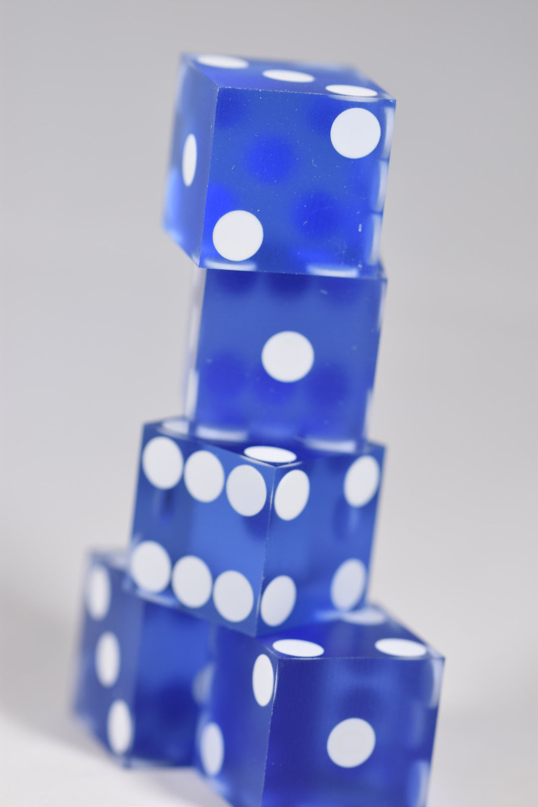 Powder Baby Blue Casino Dice d6 19mm Razor Edge RARE
