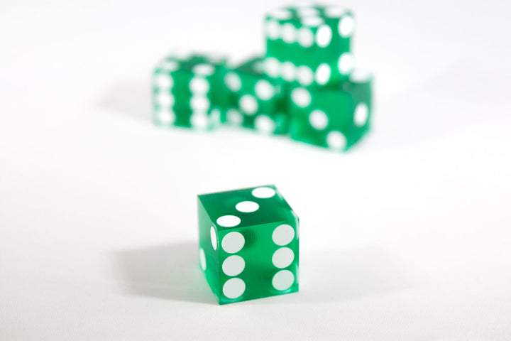 Green Casino Dice d6 19mm Razor Edge No Serial Numbers or Names Clean