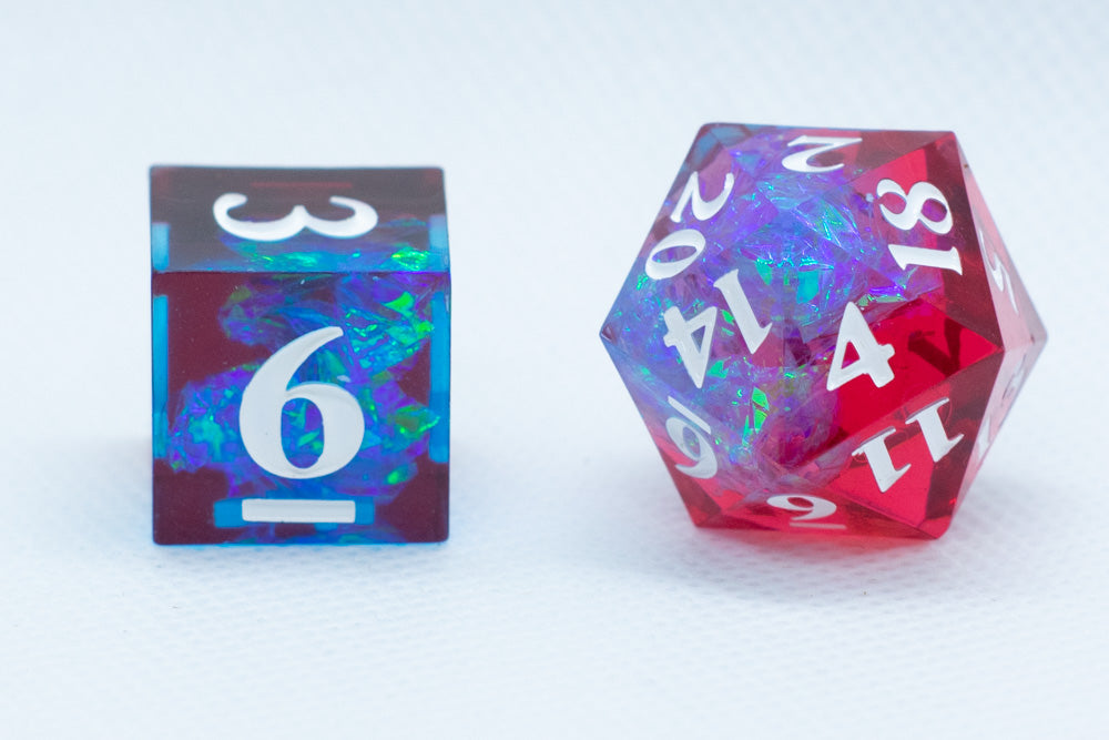 Blue on Red Sharp Edge Resin d6 / d20-Dice (Blue- Red w/ White Numbers)