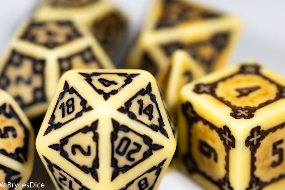(Brown) Ancient Huge Castle Dice (D6:25mm) 7-Dice