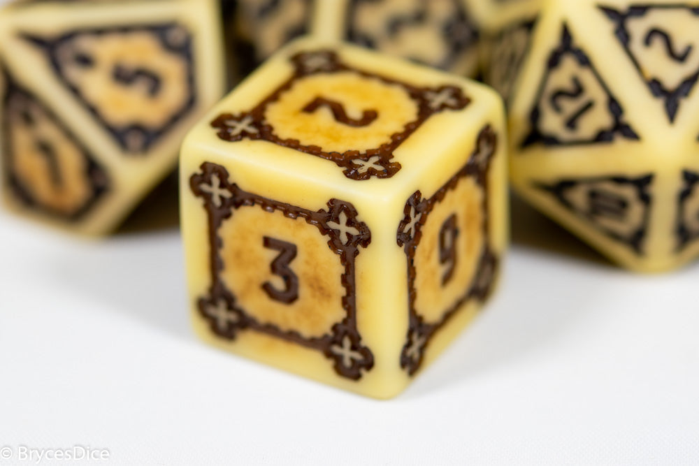 (Brown) Ancient Huge Castle Dice (D6:25mm) 7-Dice