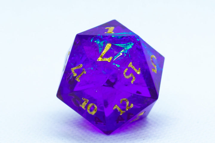 Pinnacle of Purple Sharp Edge Resin d6 / d20-Dice (Purple w/ Gold Numbers)